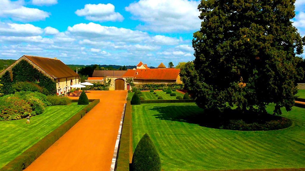 Les Residences Du Chateau De Vianges Esterno foto